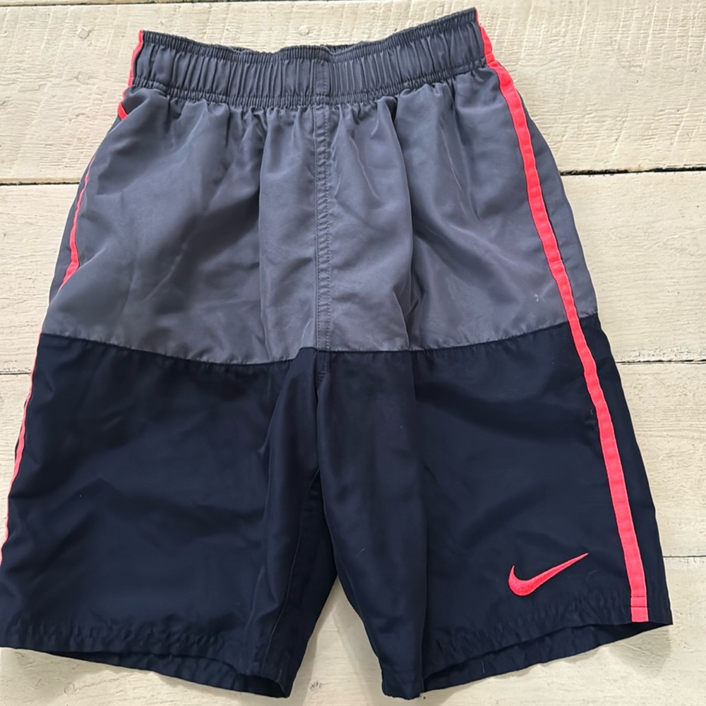 Nike swim trunks with liner